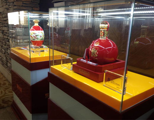 烟酒展柜