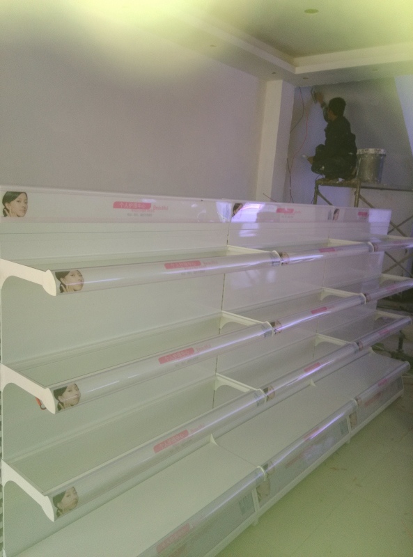 铁艺化妆品柜