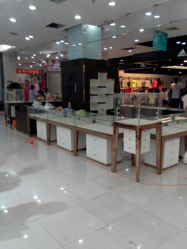 珠宝展柜