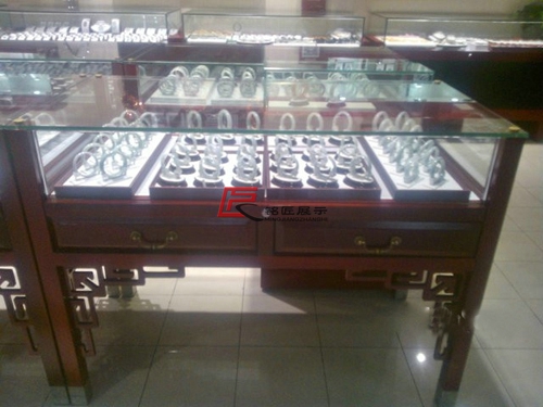 珠宝展柜