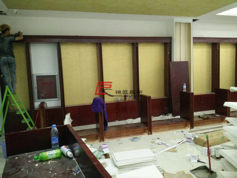 同仁堂展柜案例